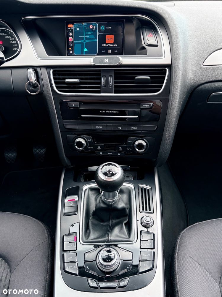Audi A4 Avant 2.0 TDI - 15