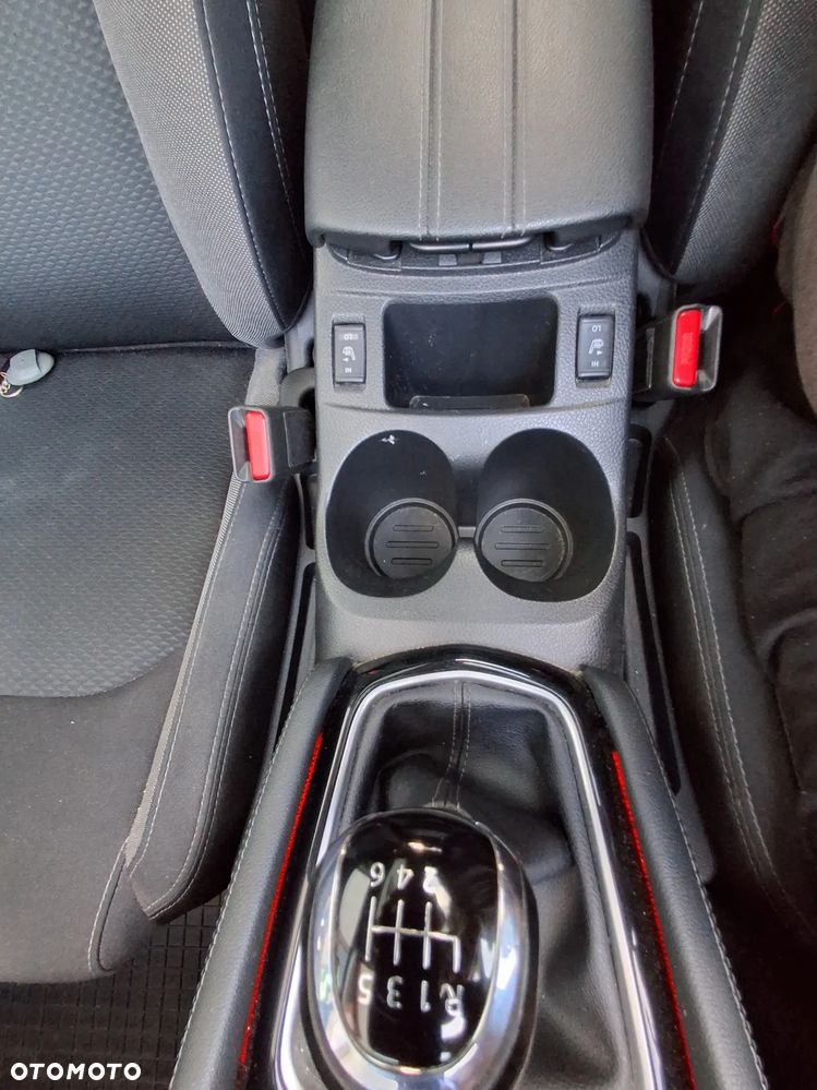 Nissan Qashqai 1.3 DIG-T N-Connecta - 19