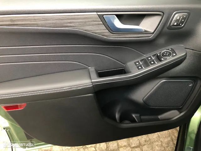 Ford Kuga 2.5 PHEV ST-Line X - 10