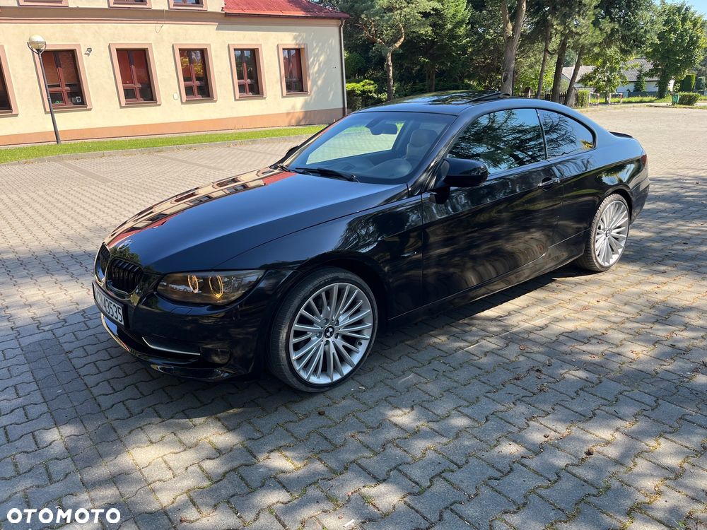 BMW Seria 3 320i - 11