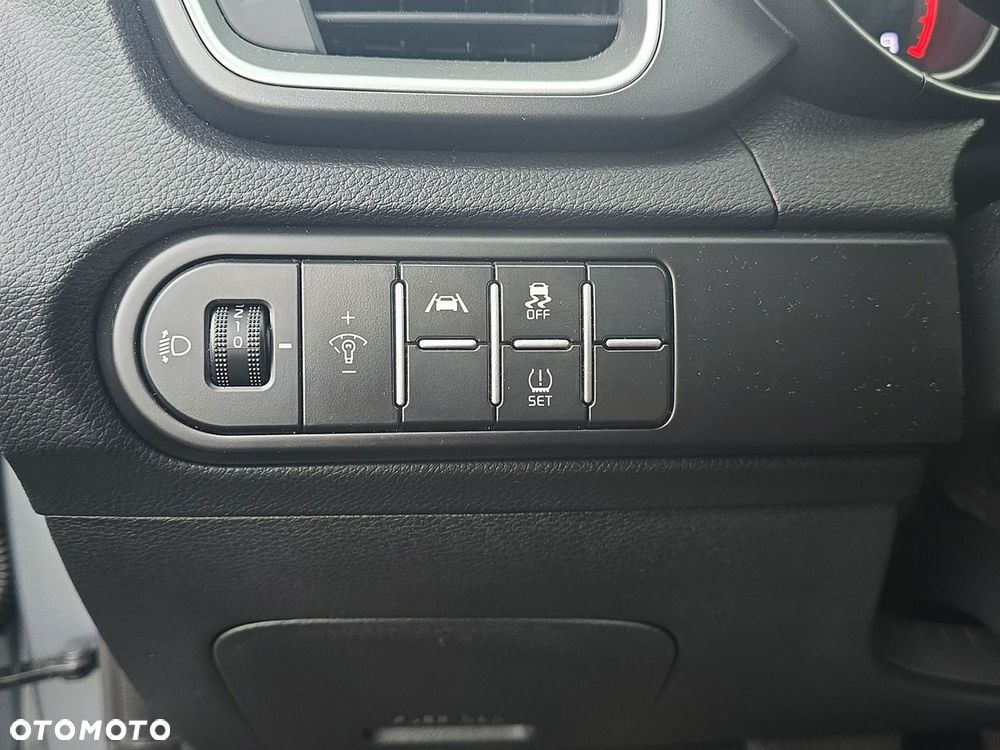 Kia XCeed - 20