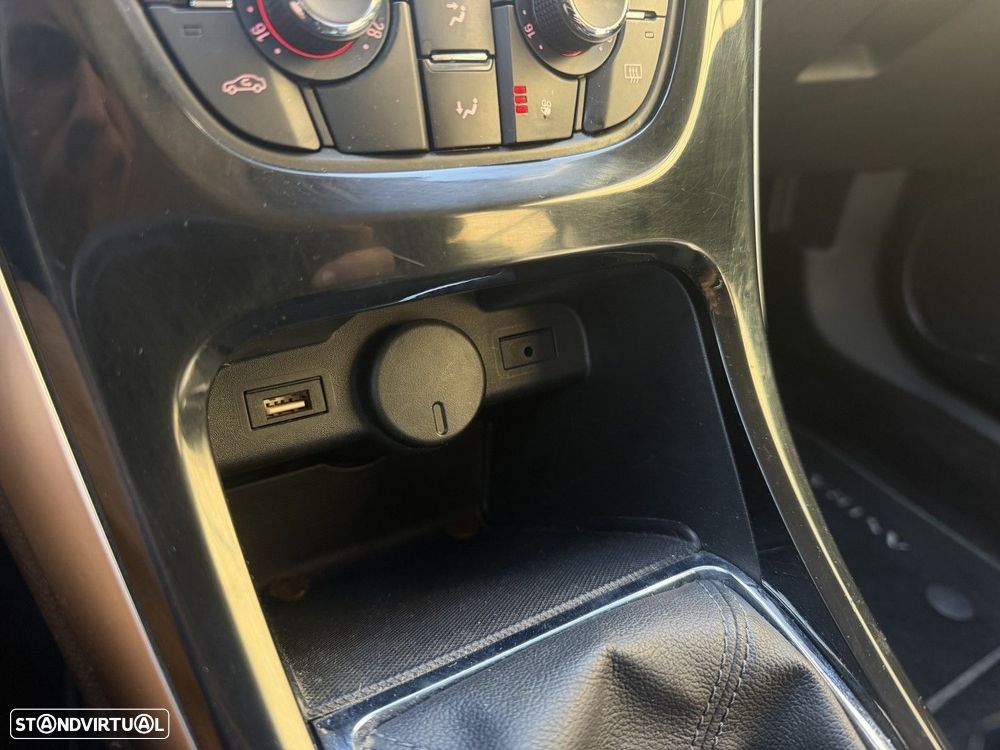 Opel Astra - 36