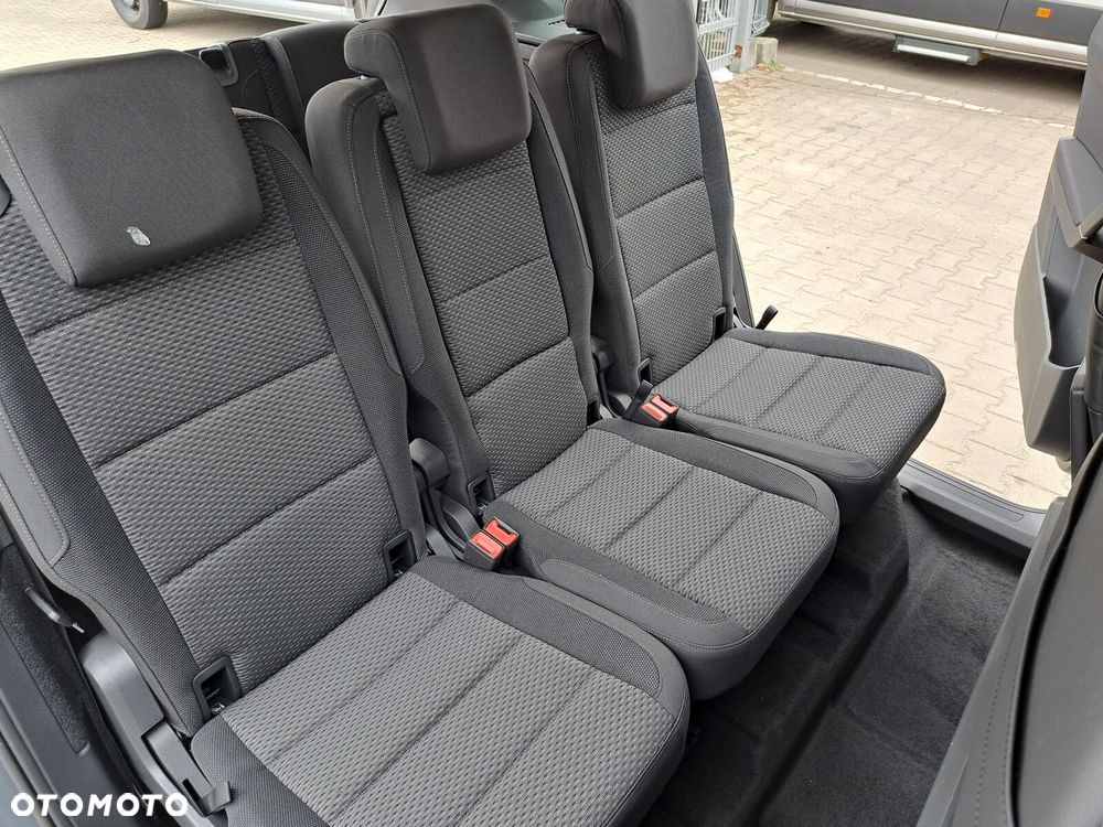 Volkswagen Touran 2.0 TDI BMT SCR Comfortline Plus - 11