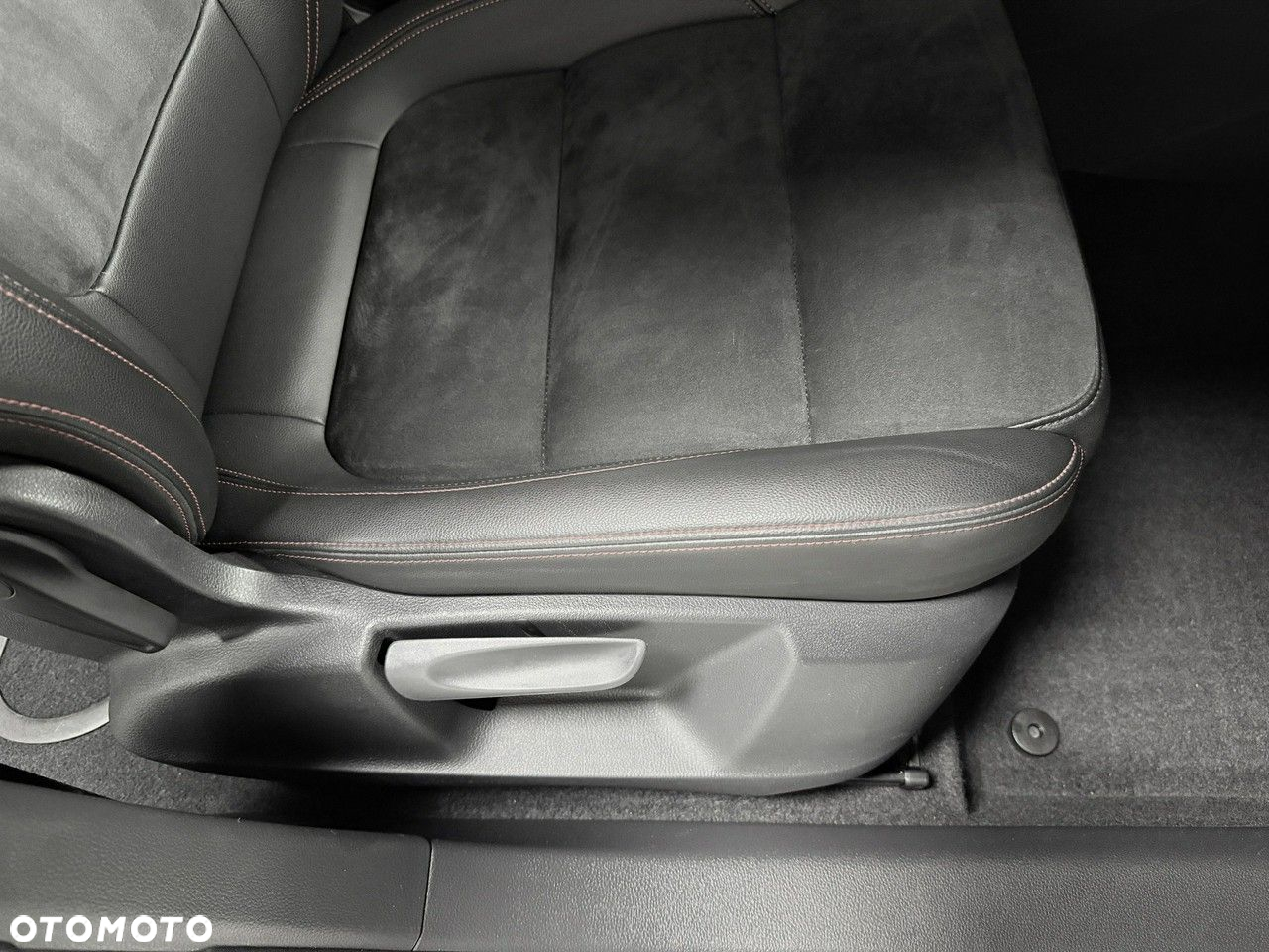Seat Alhambra 2.0 TDI S&S DSG FR-LINE - 28