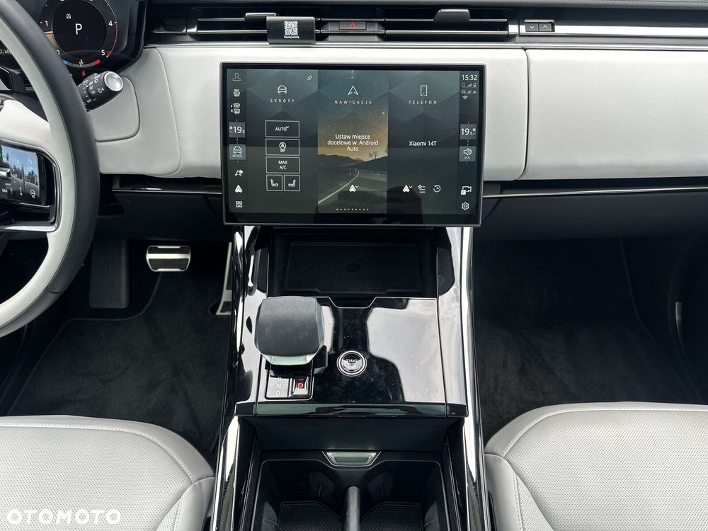 Land Rover Range Rover Sport - 21