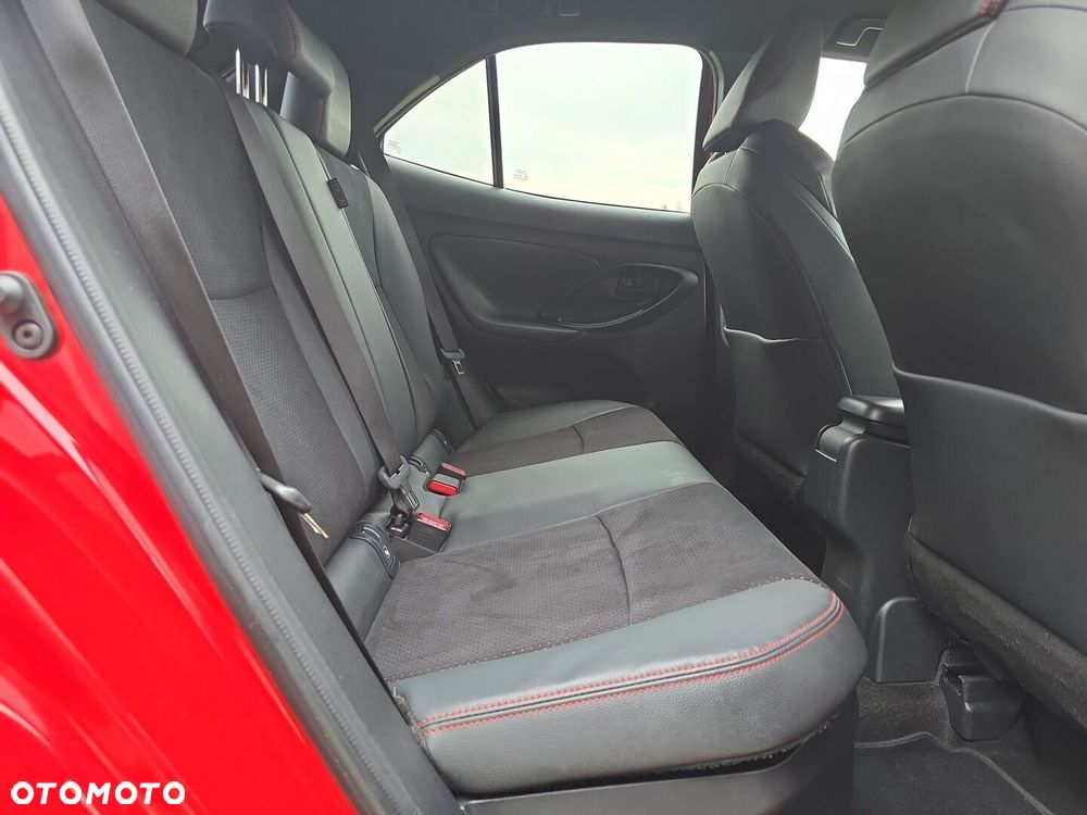 Toyota Yaris Cross Hybrid 1.5 GR Sport - 13