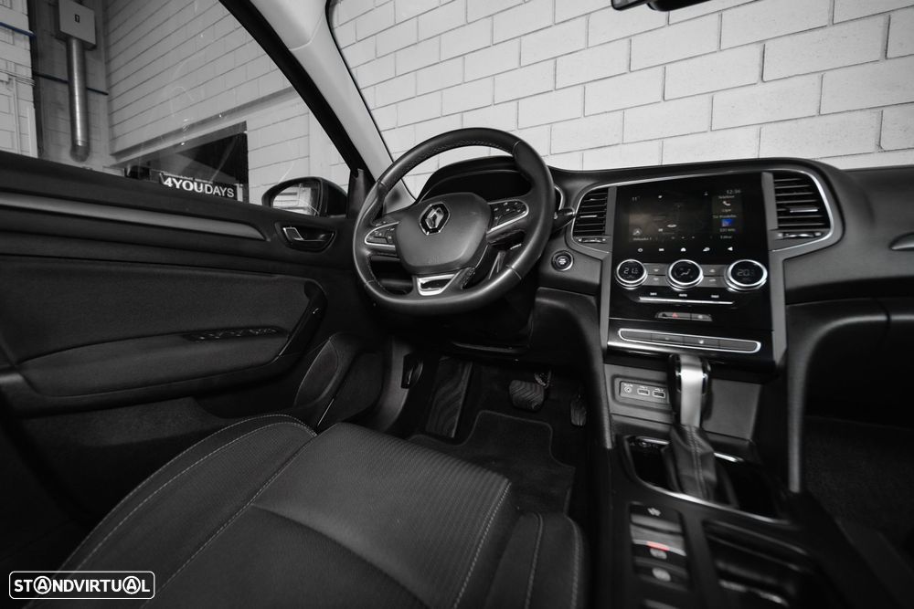 Renault Mégane Sport Tourer 1.6 E-Tech Plug-In Zen - 33