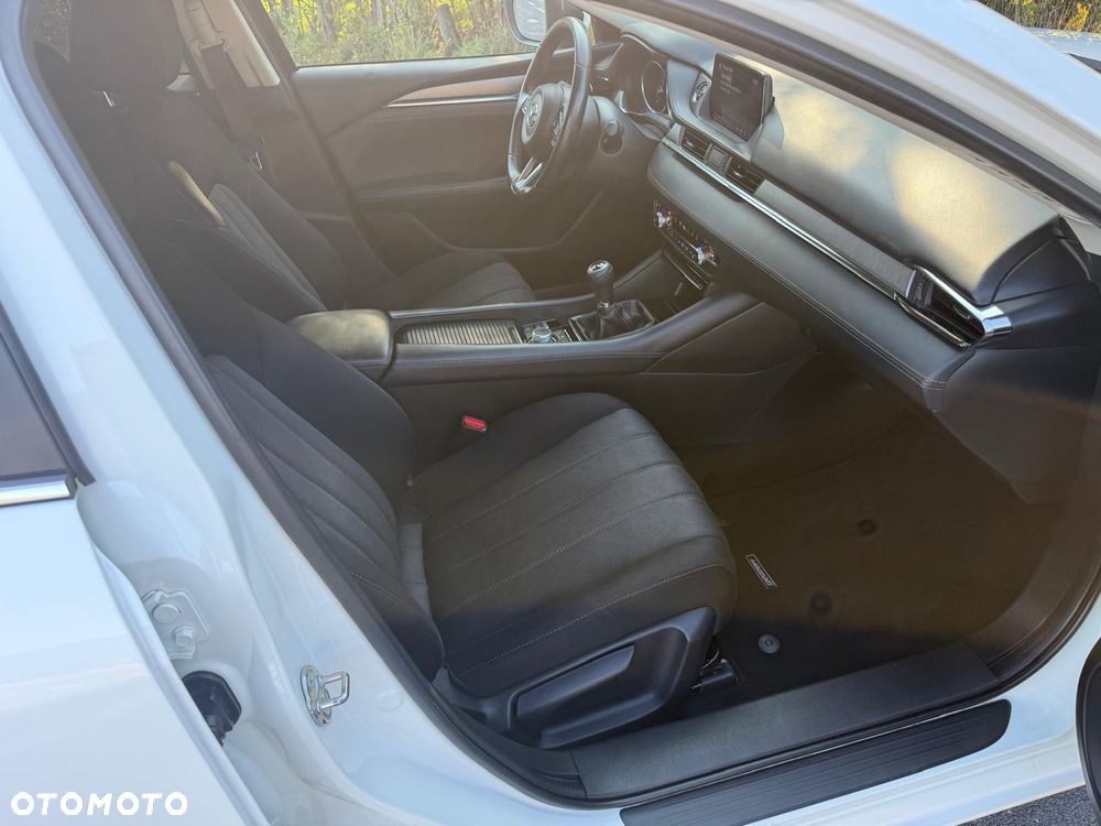 Mazda 6 - 15