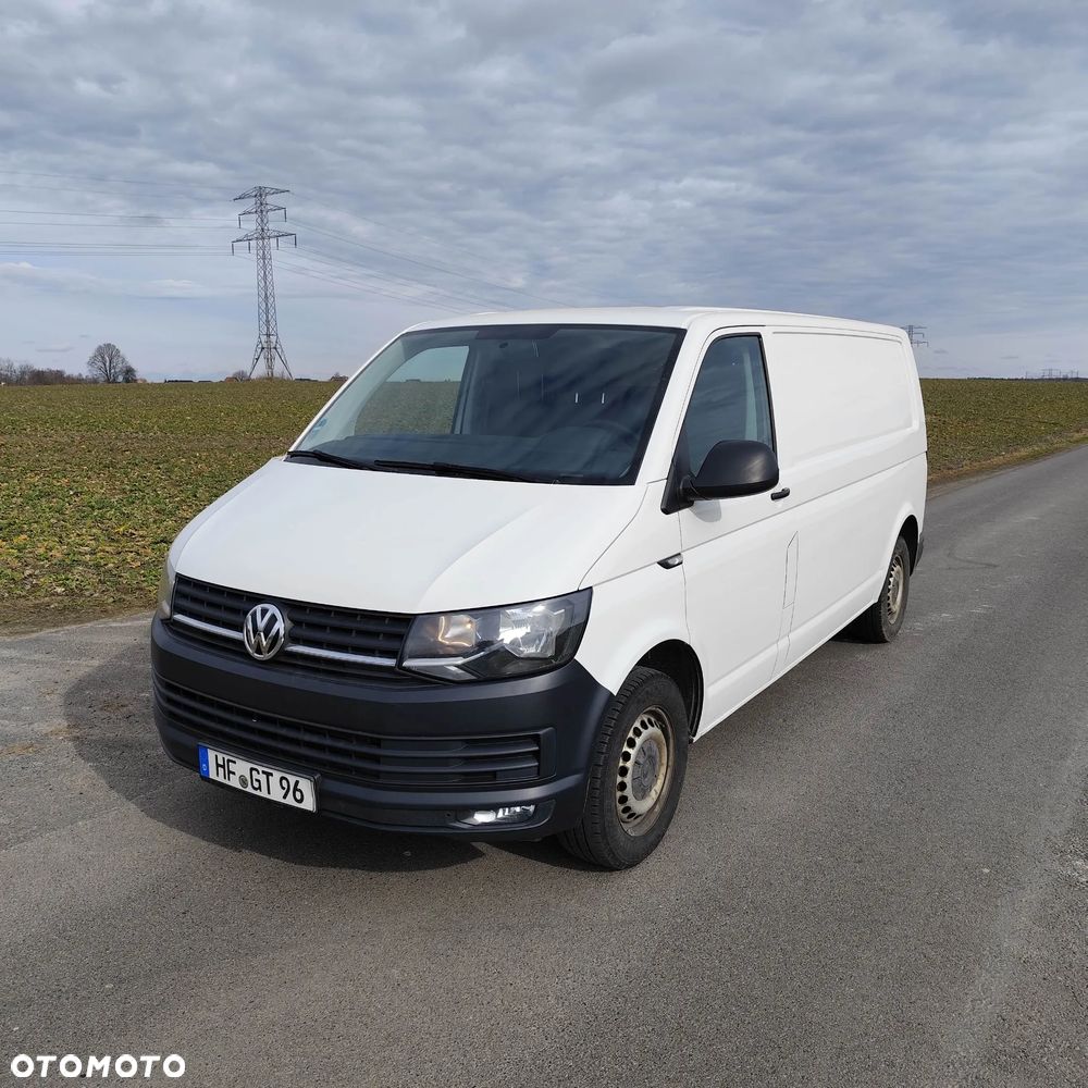 Volkswagen Transporter - 2