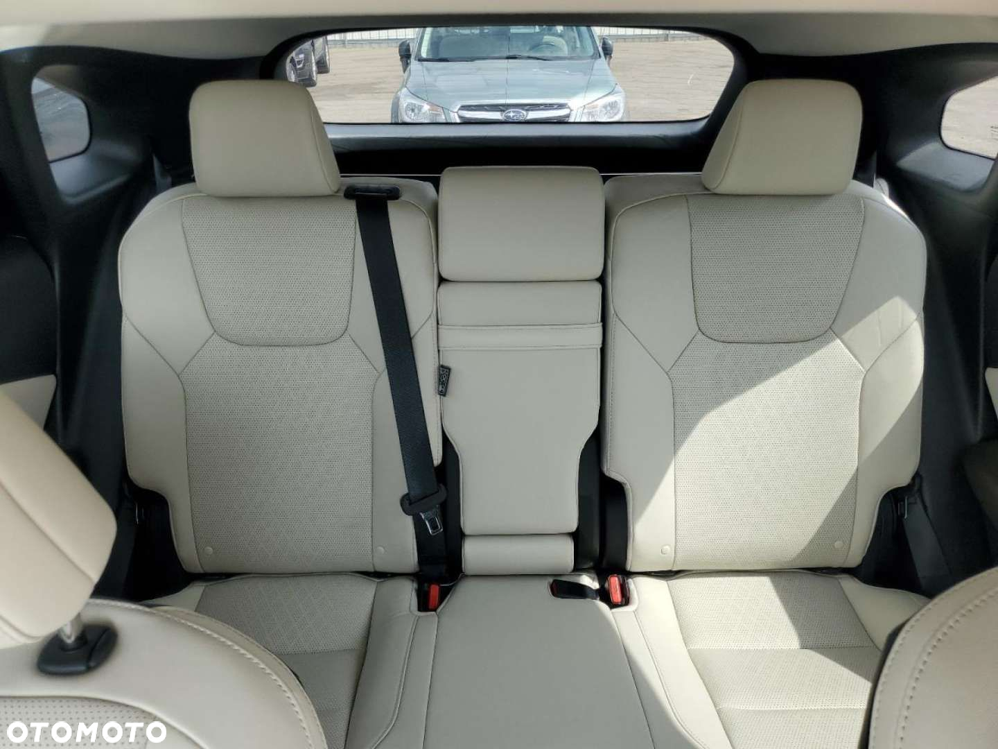 Lexus RX - 11