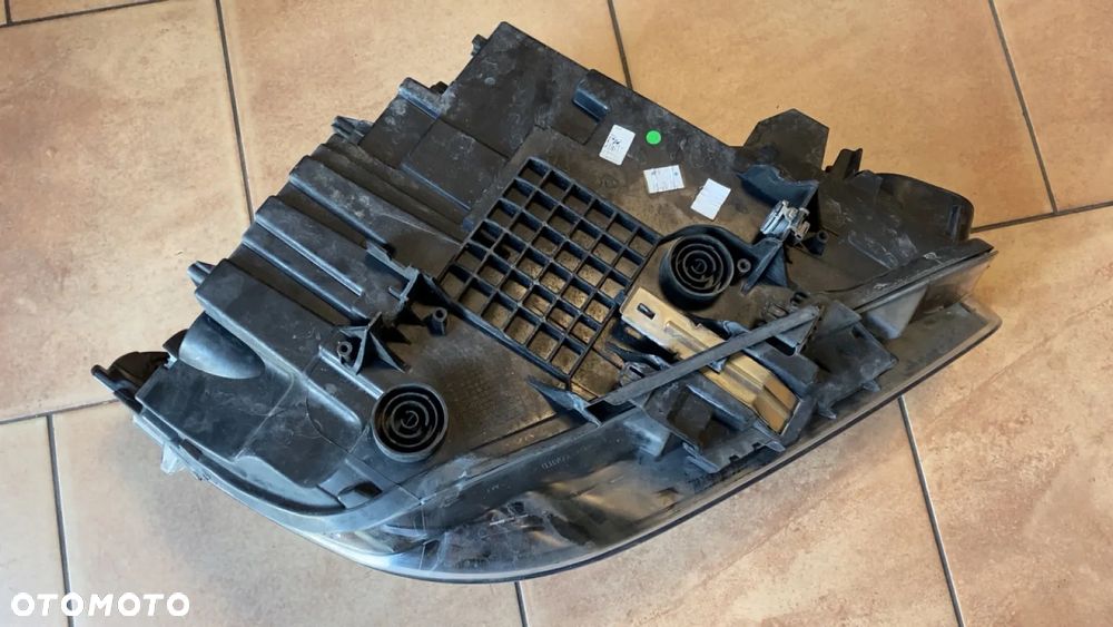 BMW X1 F48 FULL LED LEWY REFLEKTOR LAMPA EUROPA 7472219 USZKODZONY UCHWYT - 5