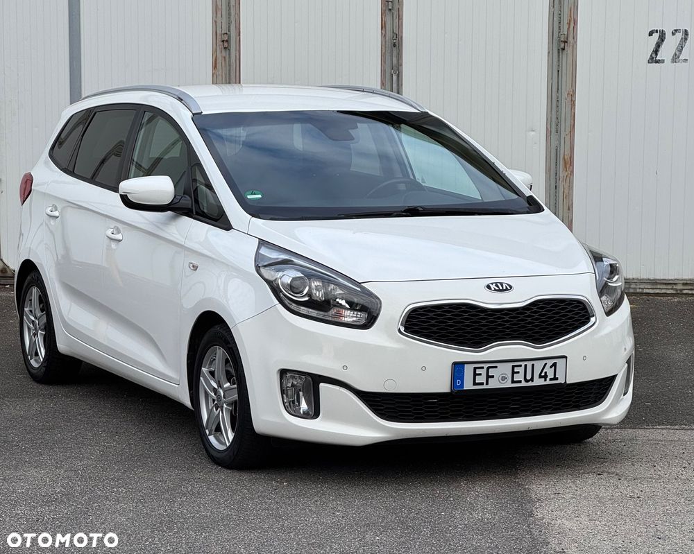 Kia Carens 1.7 CRDi 115 Dream Team Edition - 6