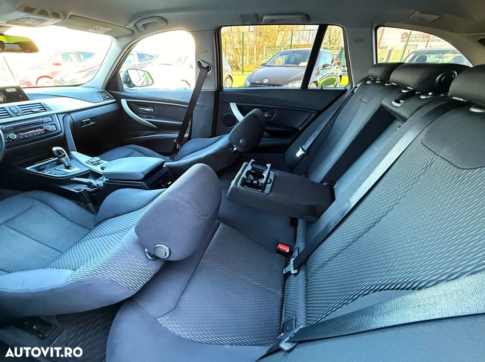 BMW Seria 3 320d Aut. - 21