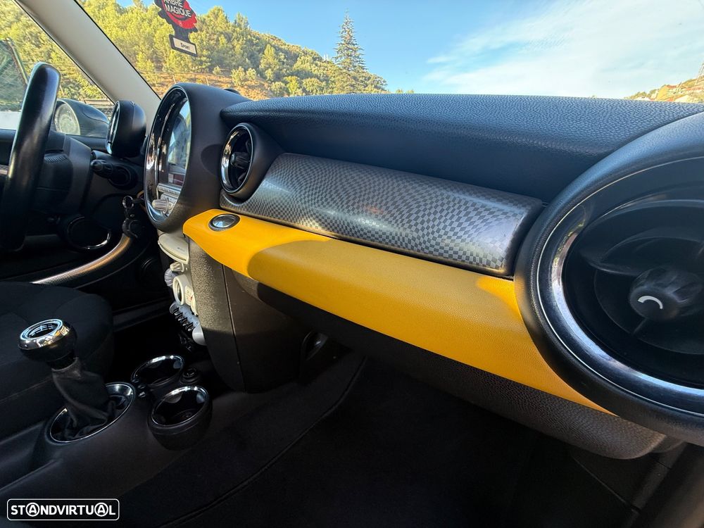 MINI 3 Portas Cooper S - 16