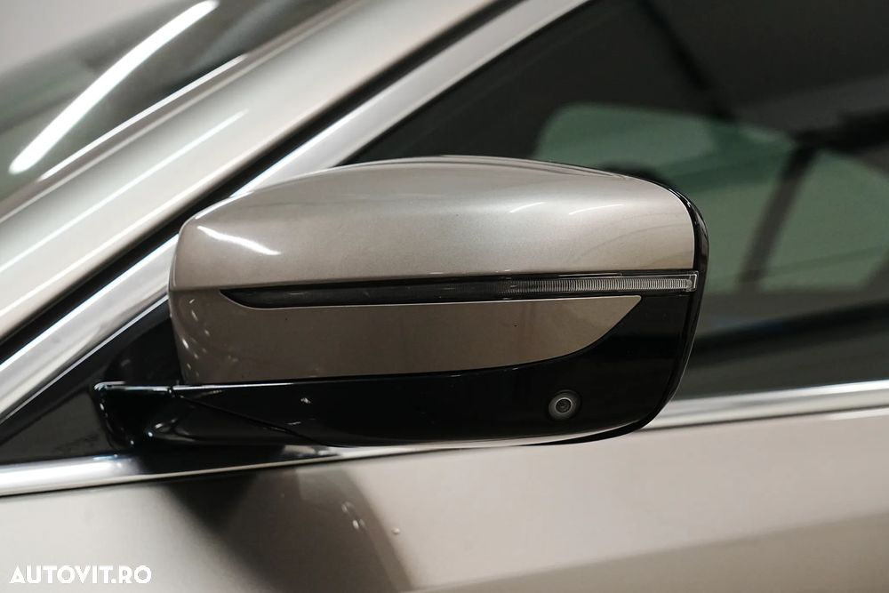 BMW Seria 5 520d xDrive AT - 21