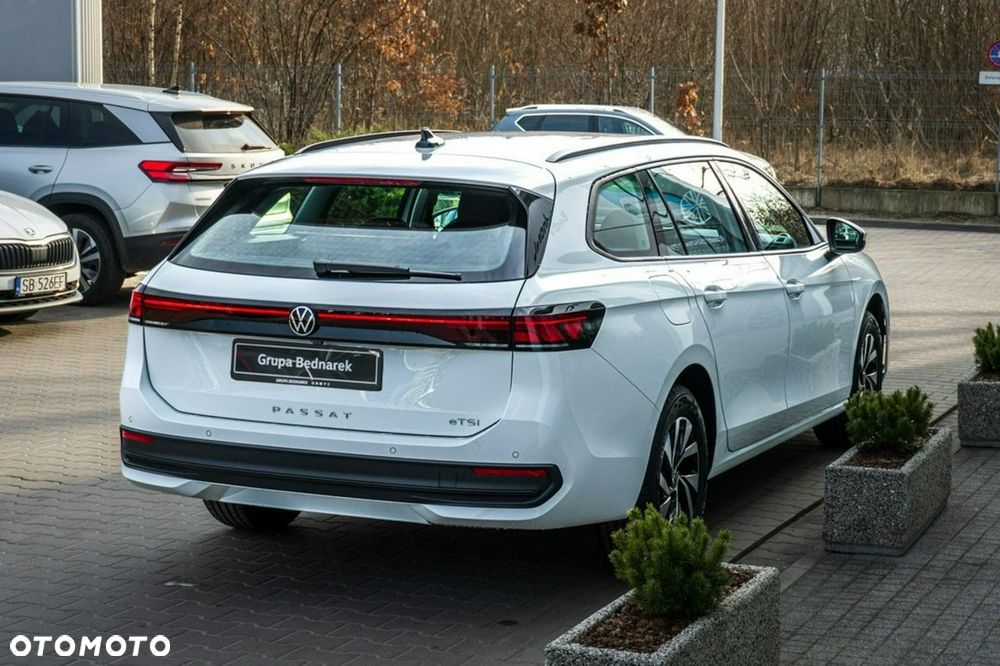 Volkswagen Passat Variant - 10