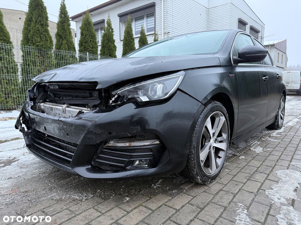 Peugeot 308 PureTech 130 GPF EAT8 Stop & Start GT - 2