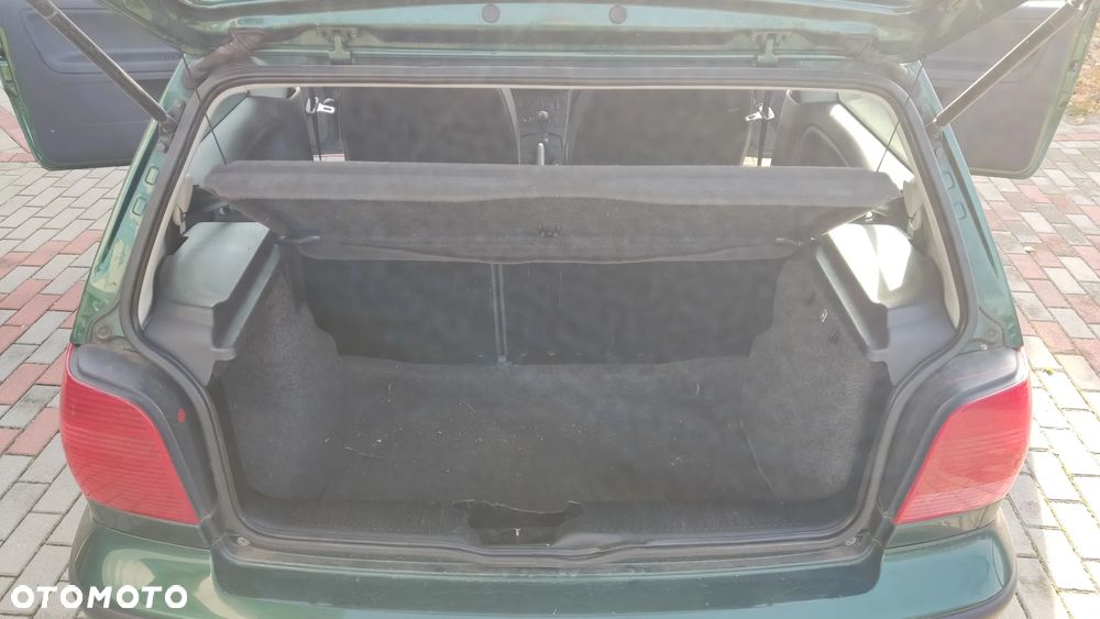 Volkswagen Polo - 12