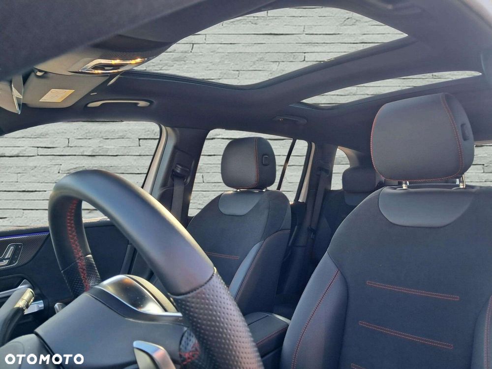 Mercedes-Benz GLB 200 AMG Line 7G-DCT - 12