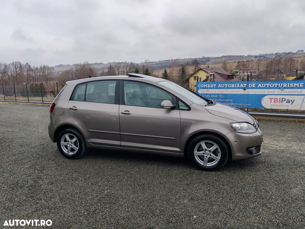 Volkswagen Golf Plus 2.0 TDI DSG Comfortline - 3