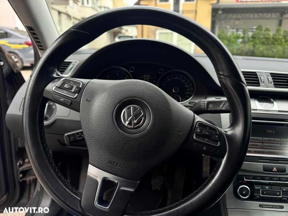 Volkswagen Passat - 6