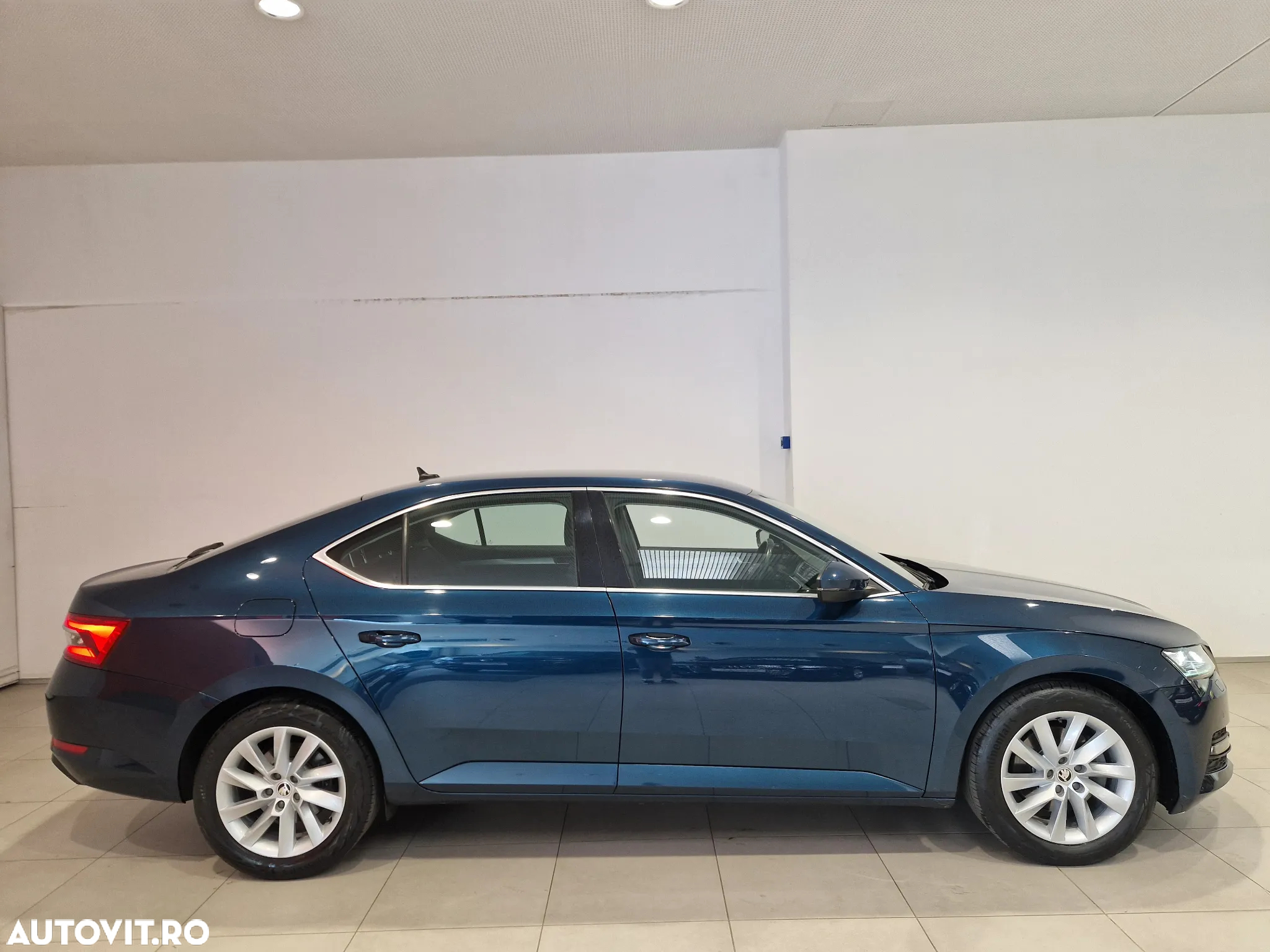 Skoda Superb 1.5 TSI Ambition - 6