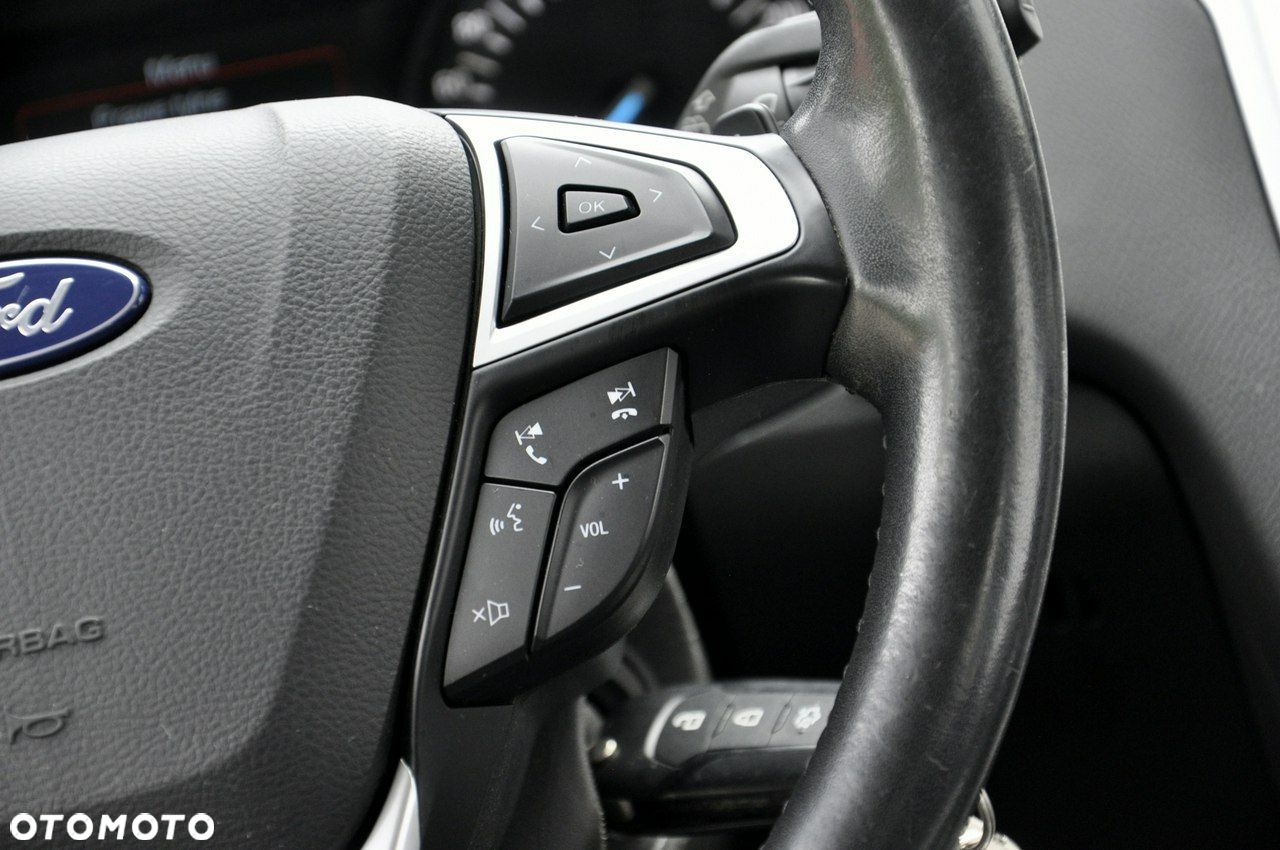 Ford Mondeo - 16