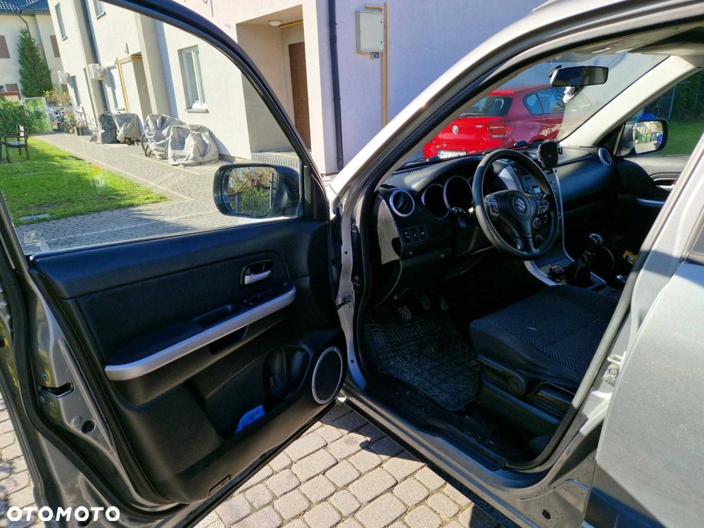 Suzuki Grand Vitara - 9