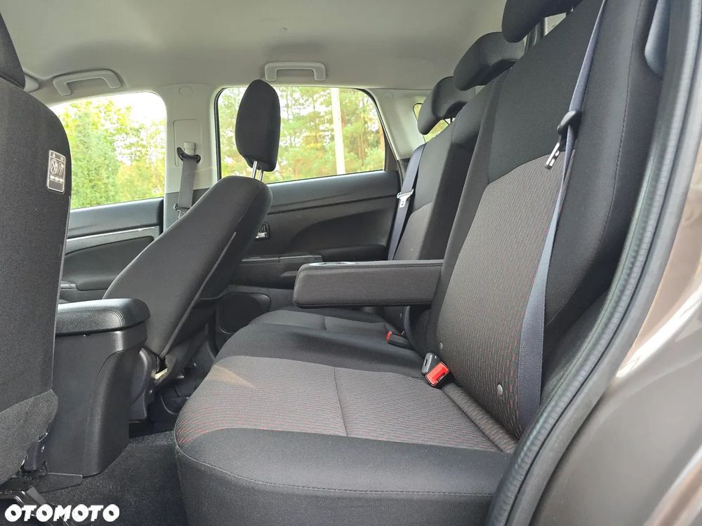 Mitsubishi ASX 1.6 2WD Diamant Edition+ - 22