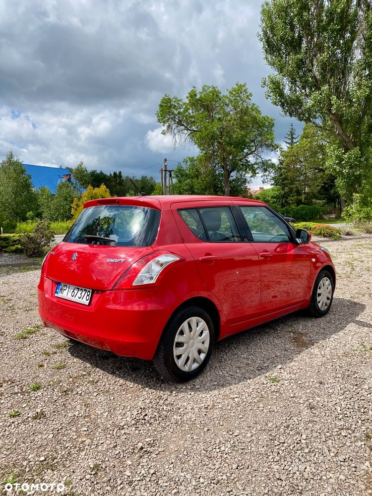 Suzuki Swift 1.2 Premium - 5