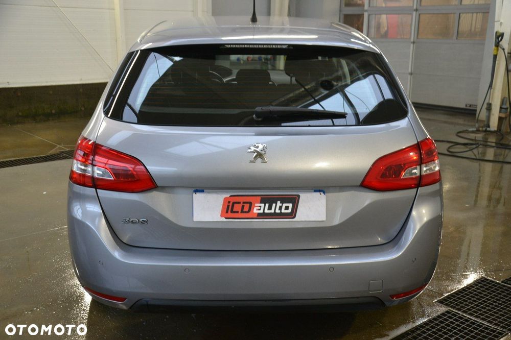 Peugeot 308 - 6