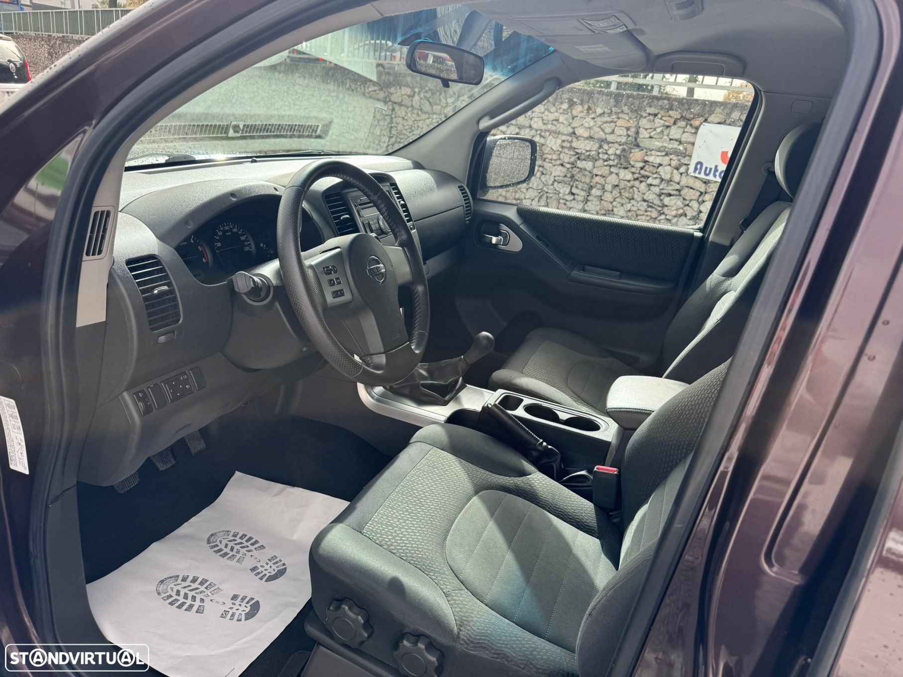 Nissan Navara 2.5 dCi CD LE 4WD - 7