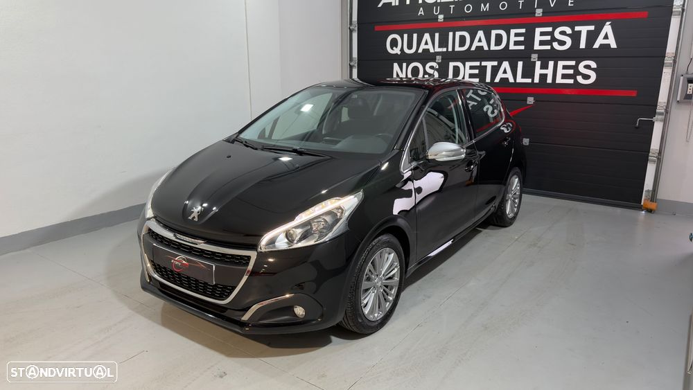 Peugeot 208 PureTech 110 Stop & Start Allure - 4