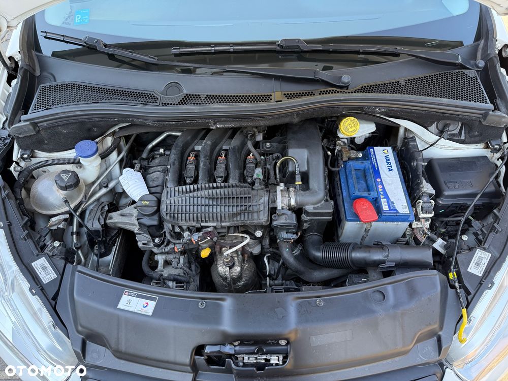 Peugeot 208 1.2 PureTech Active - 15