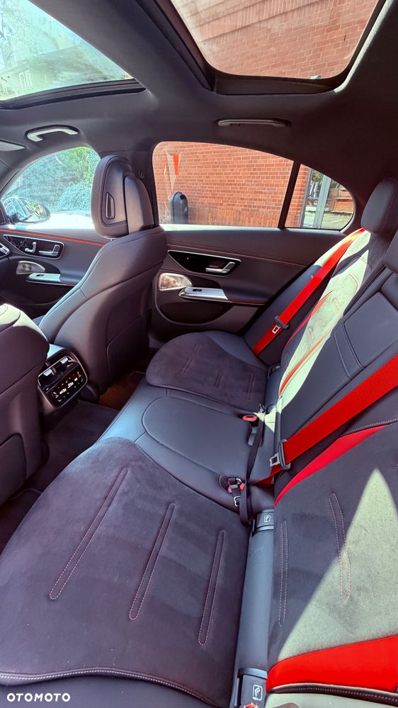 Mercedes-Benz Klasa E AMG 53 4Matic+ AMG SPEEDSHIFT TCT 9G - 29