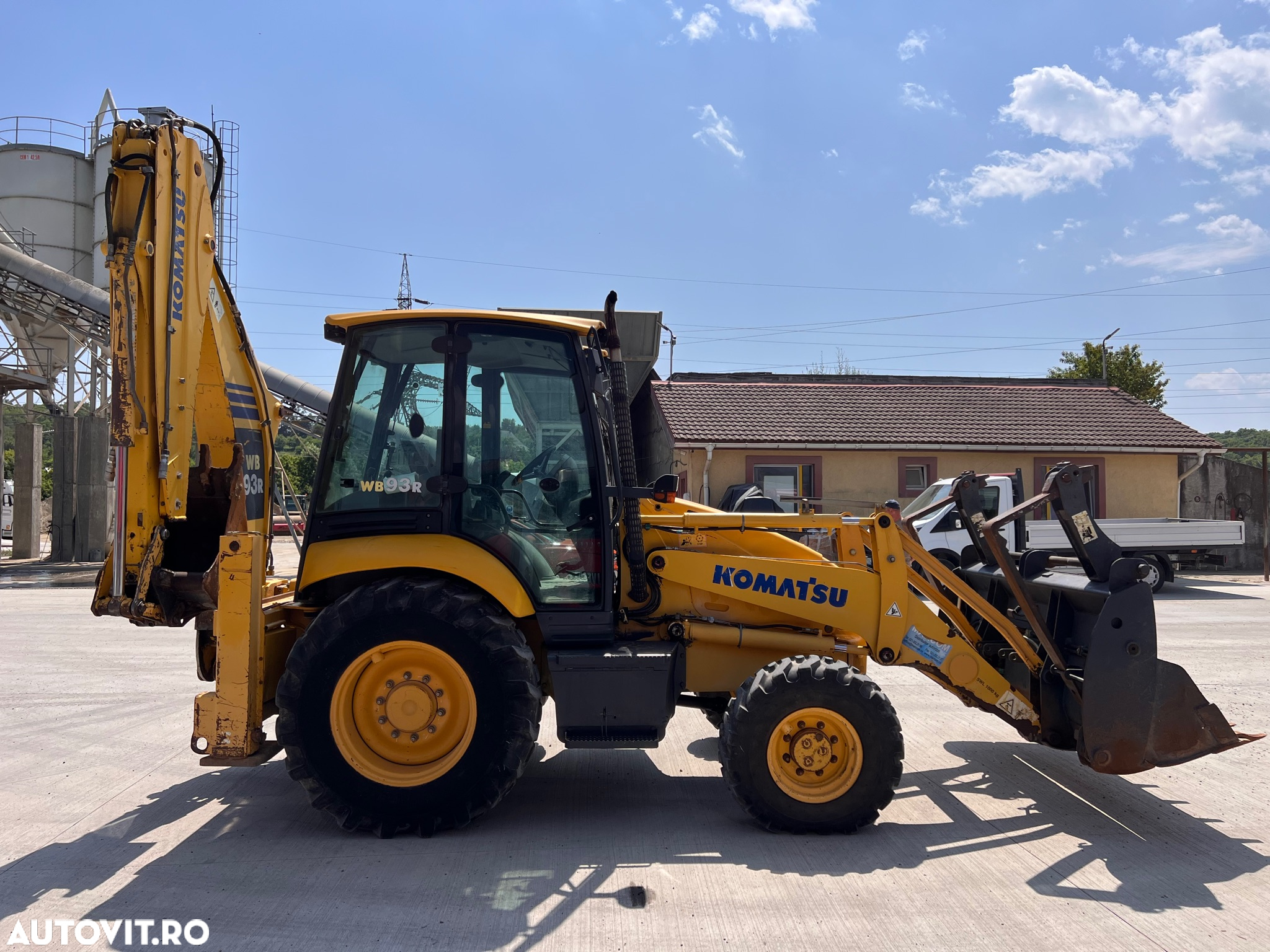 Komatsu Wb93r - 8
