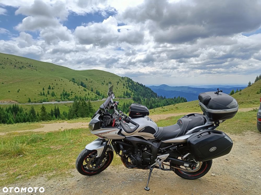 Yamaha FZ6 - 15