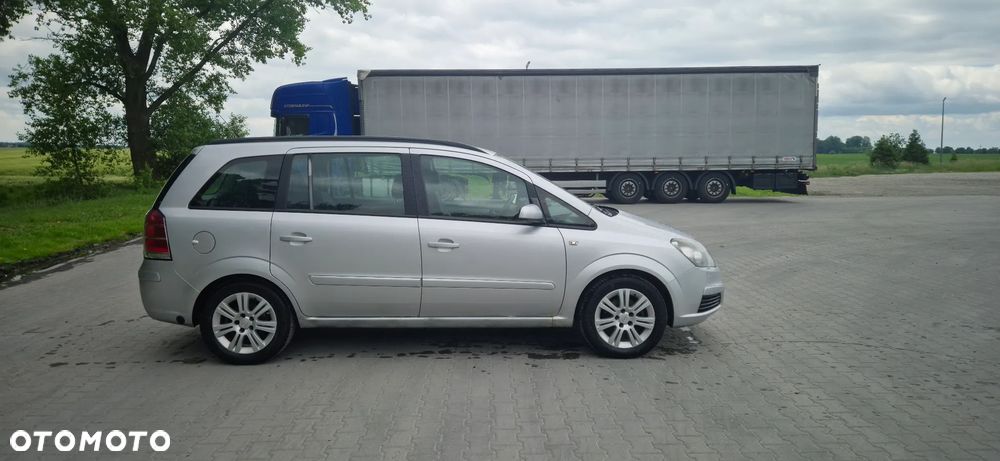 Opel Zafira 1.8 Sport - 3