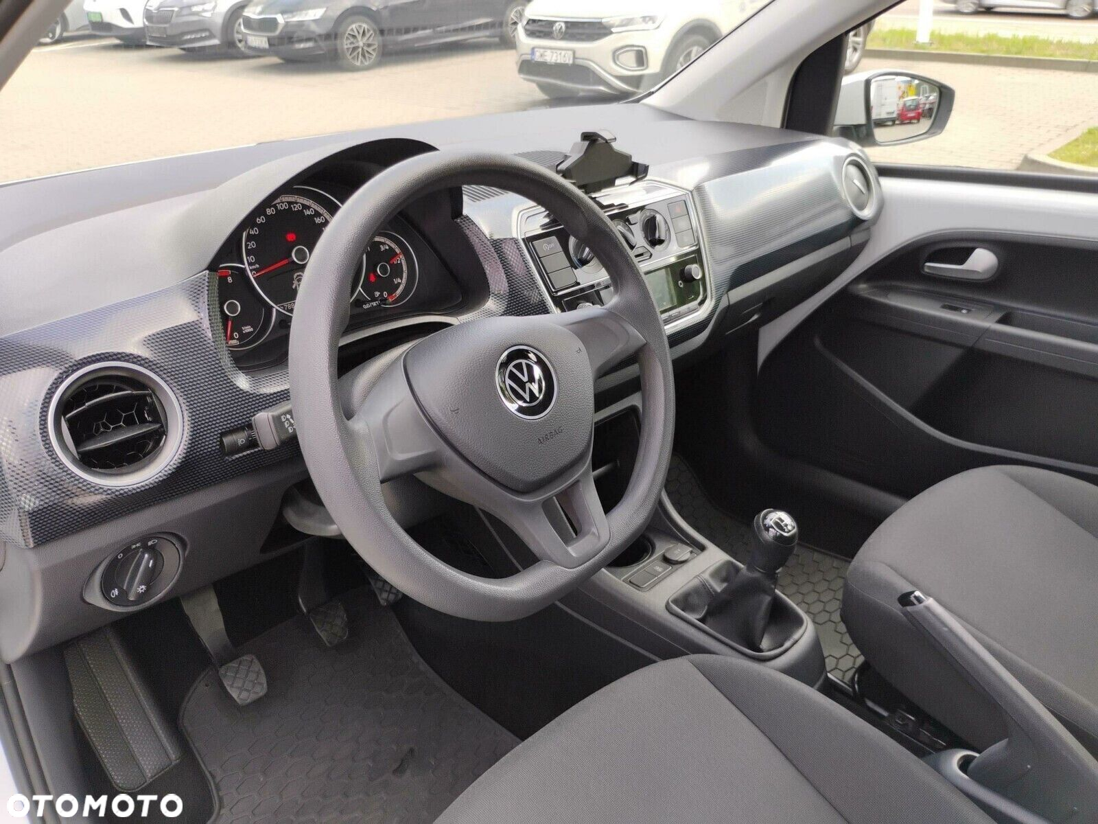 Volkswagen up! 1.0 move - 11