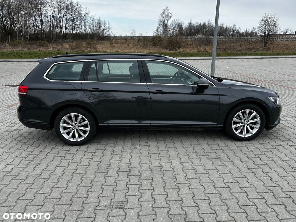Volkswagen Passat Variant 1.6 TDI SCR DSG Business - 10