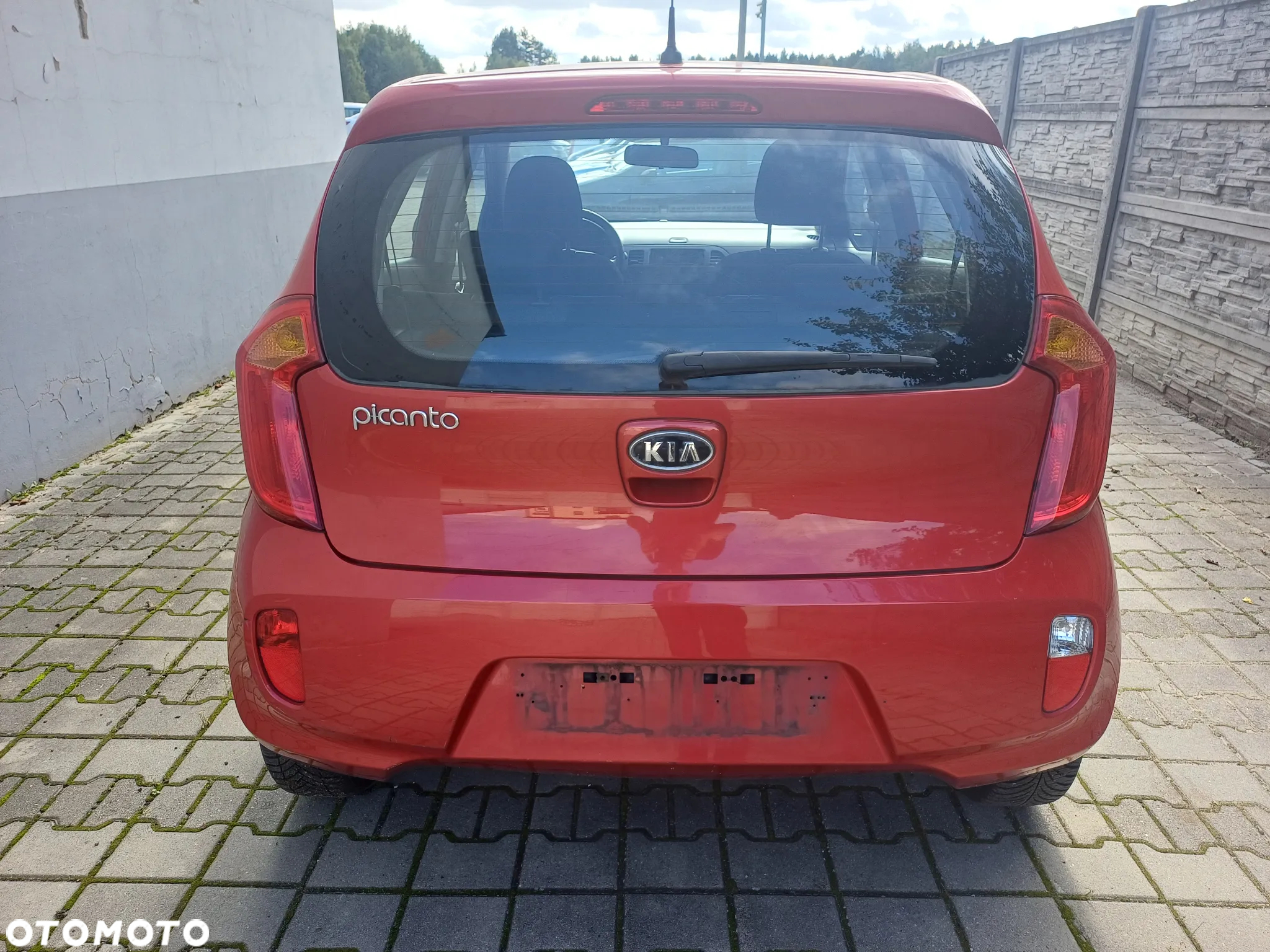 Kia Picanto - 11