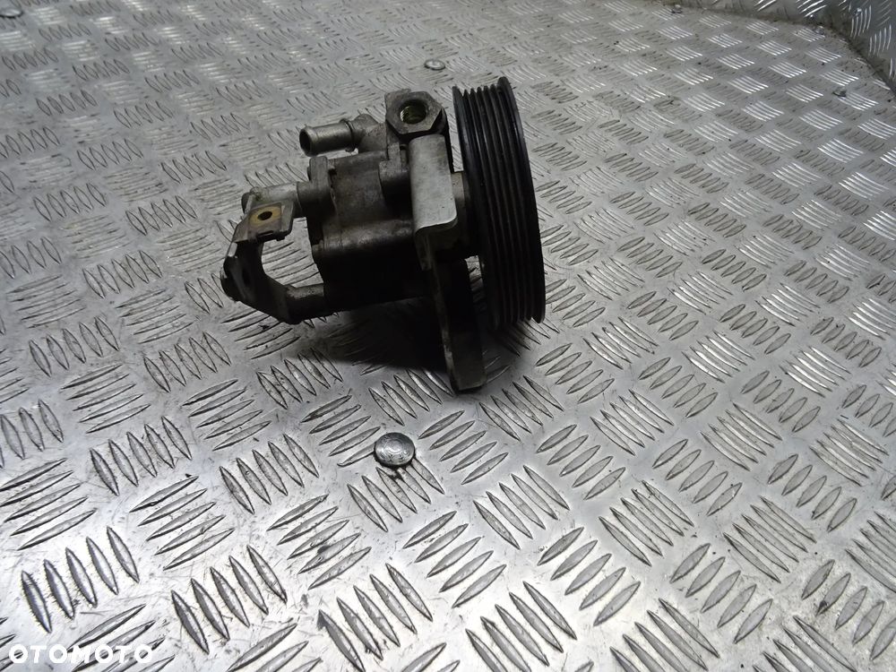 VW GOLF V 1.9TDI POMPA WSPOMAGANIA 740858 - 3