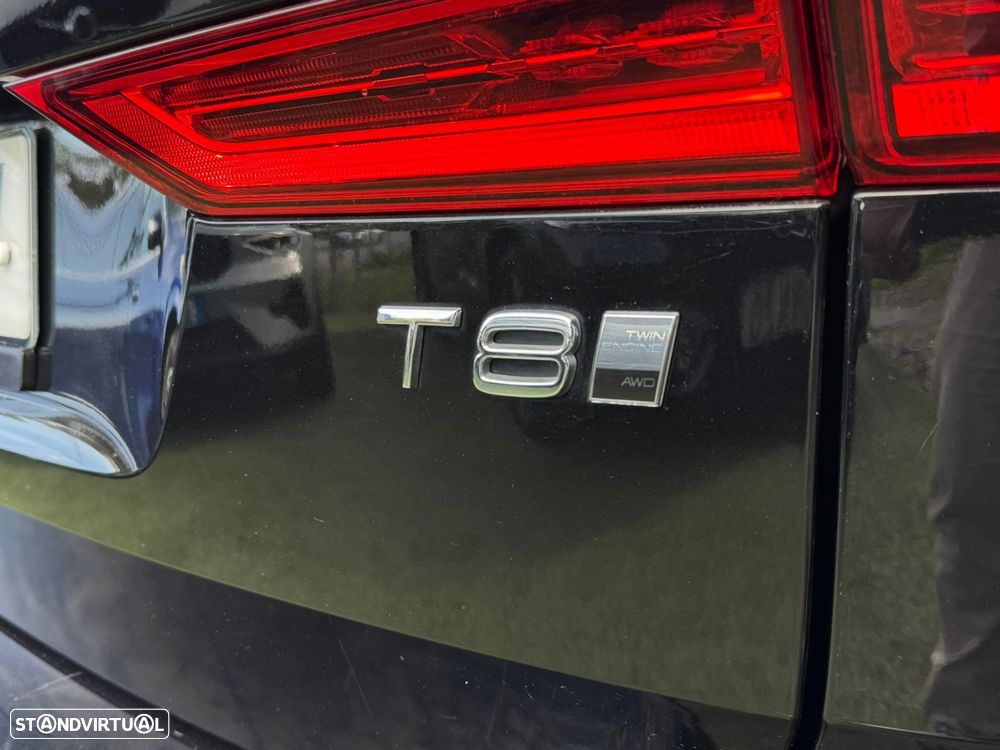 Volvo XC 60 2.0 T8 PHEV Momentum Plus AWD - 6