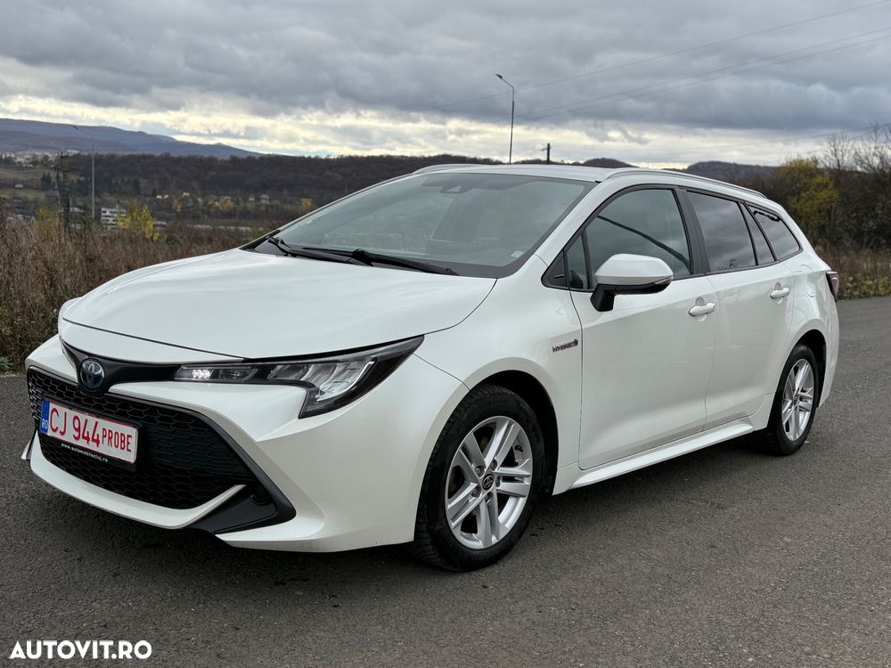 Toyota Corolla 1.8 Hybrid Team Deutschland - 1