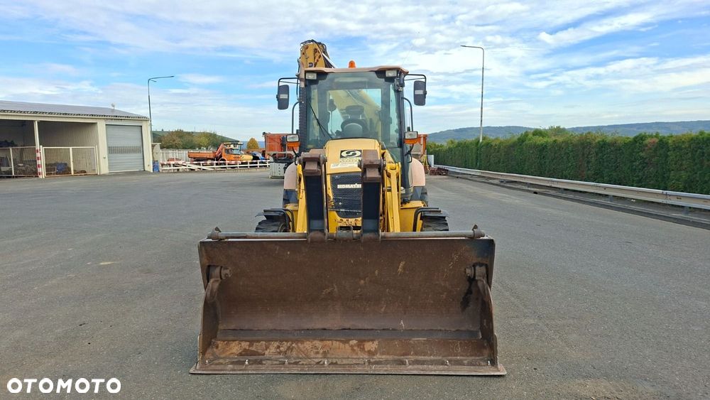 Komatsu Wb 97 R-5Eo 4X4 - 2