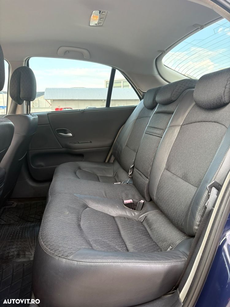 Renault Laguna 2.0 16V Dynamique - 12