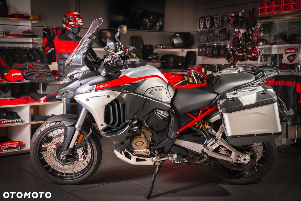 Ducati Multistrada - 4