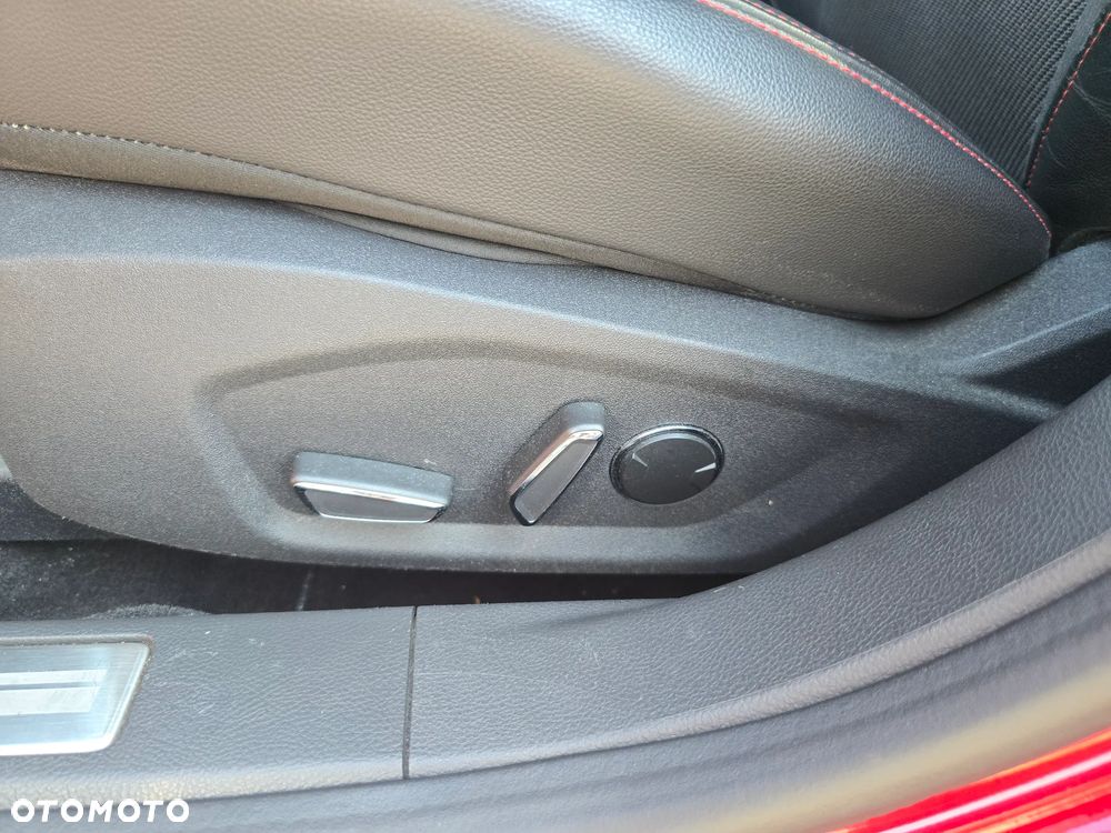 Ford Mondeo - 26