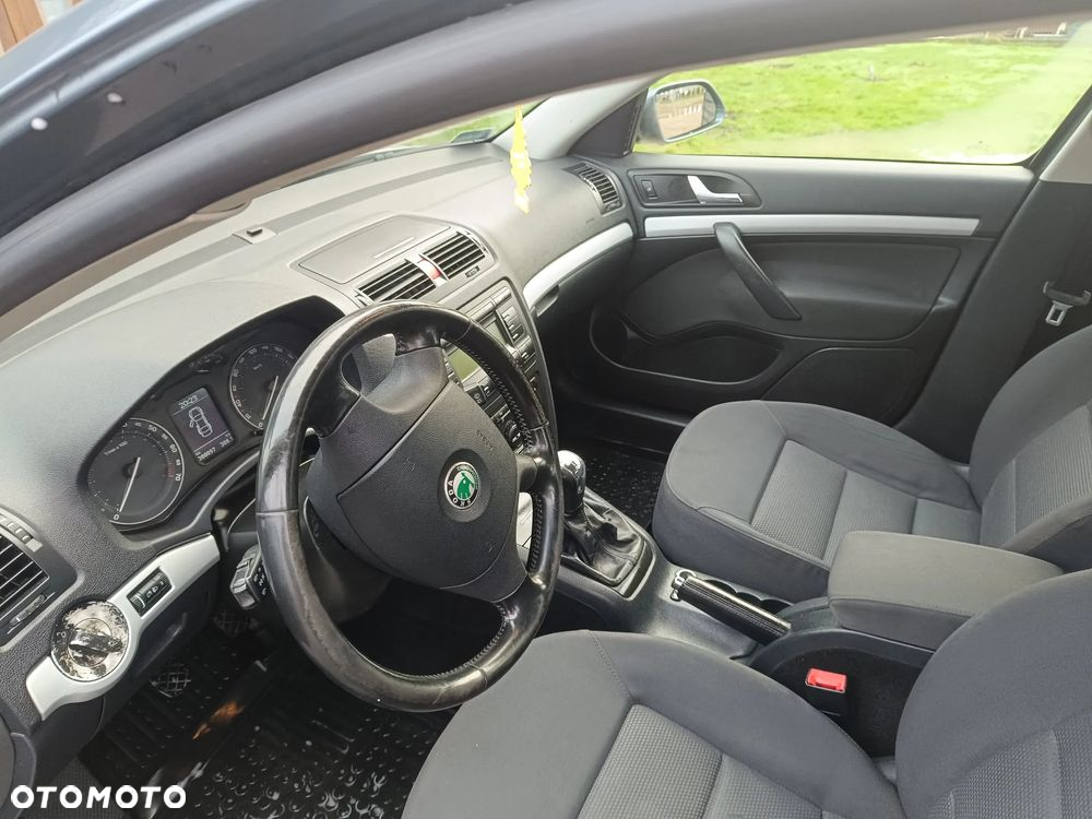 Skoda Octavia - 16