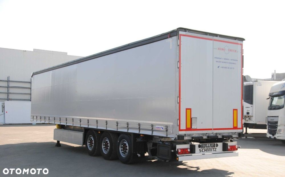 Schmitz Cargobull SCS kurtyna, podnoszona oś - 2